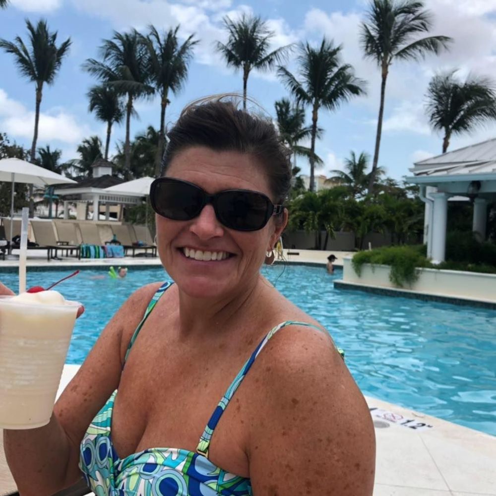 Meet your Posher, Teri